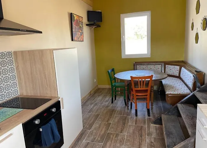 Maisonnette A La Campagne