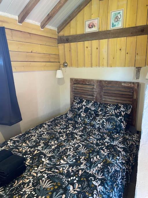 Maisonnette A La Campagne Gennetines